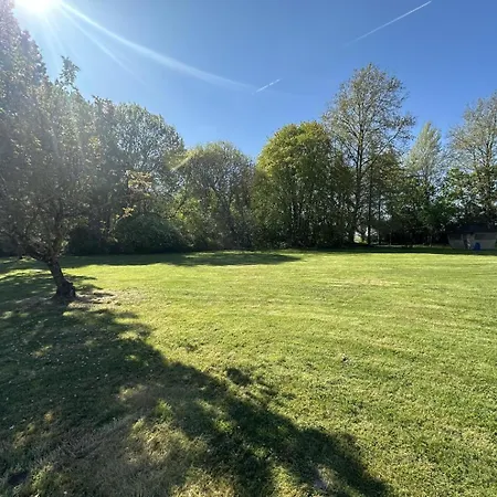 Domaine De L'etang Mercier - Maison Esther Nyaraló Villechétif